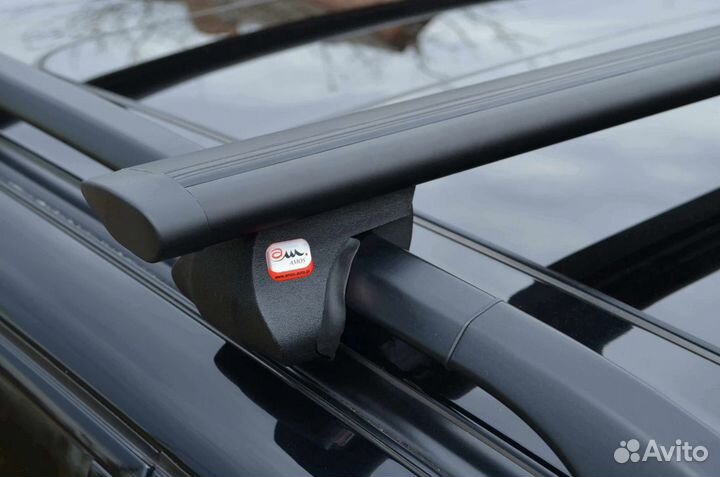 Поперечины Amos alfa крыло черное обычный рейлинг