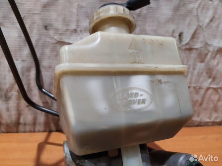 Главный тормозной цилиндр Land Rover Range Rover