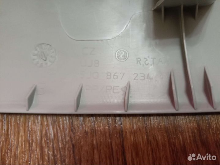 Накладки стоек передних skoda fabia