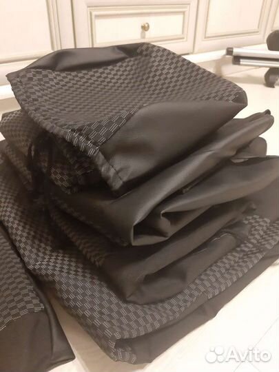 Чехлы на nissan terrano