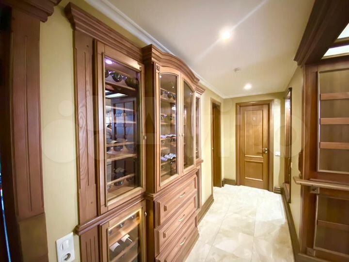 Продам помещение общественного питания, 244.9 м²