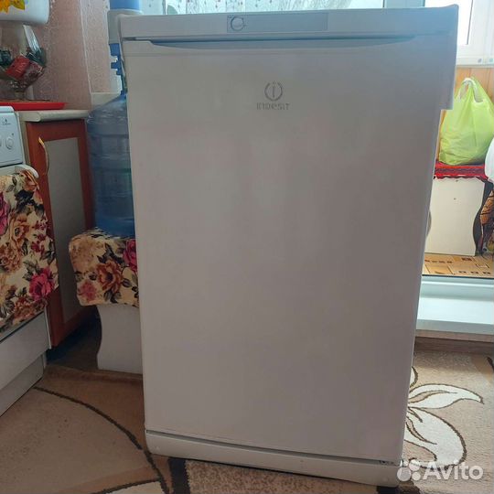 Холодильник новый
