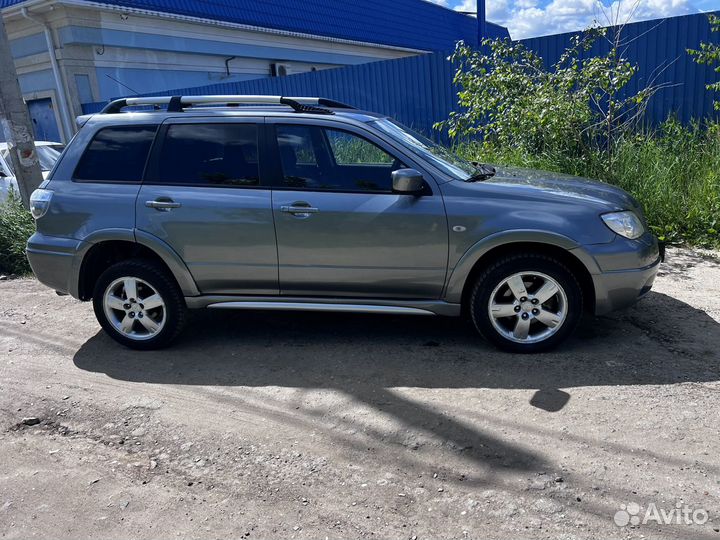 Mitsubishi Outlander 2.4 AT, 2006, 360 500 км