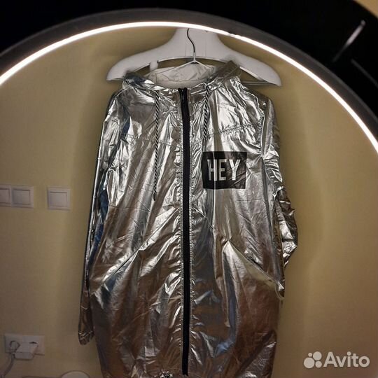 Ветровка женская м