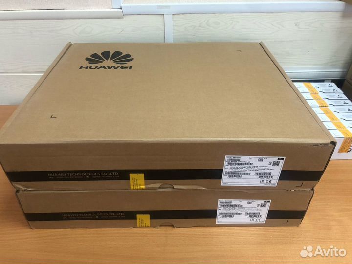 Коммутатор Huawei S5720S-28P-PWR-LI-AC