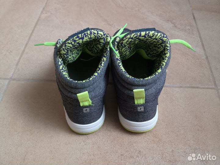 Кроссовки высокие decathlon