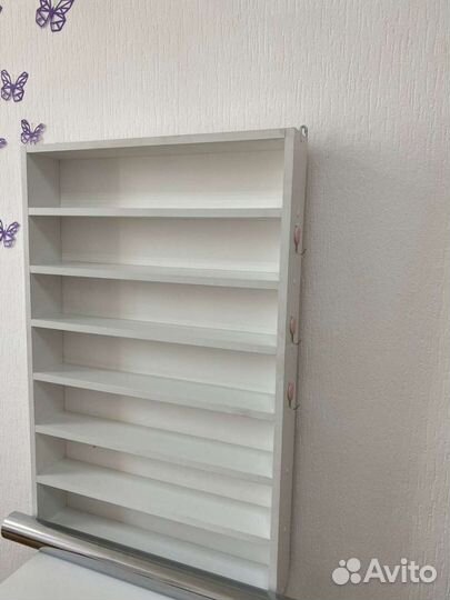 Маникюрный стол