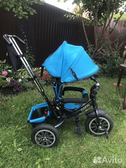 Детский трехколесный велосипед коляска