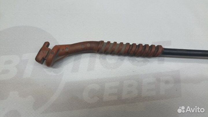 Упор капота Volkswagen Polo cfna 2012