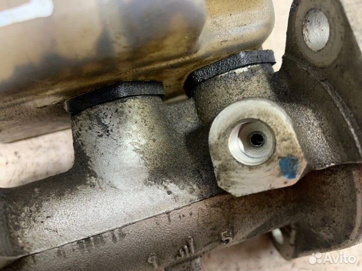 Главный тормозной цилиндр Bmw 5-Series E34 M50B25