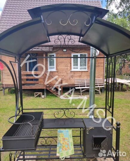 Мангал с крышей