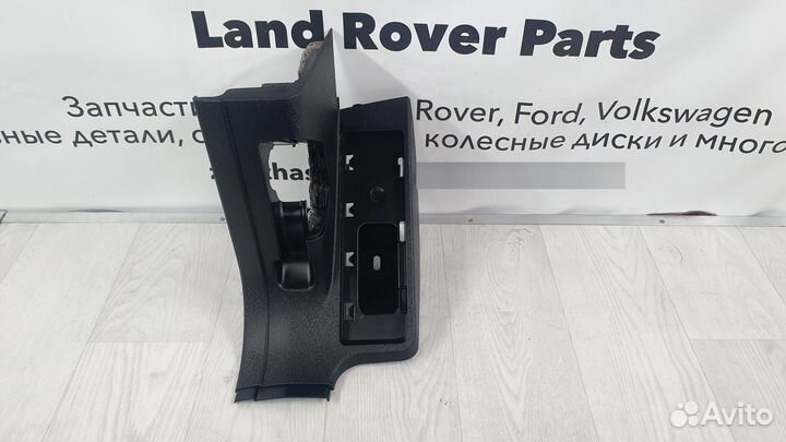 Накладка передней стойки Range Rover Vogue L322