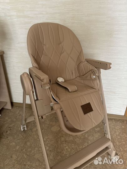 Стульчик для кормления Happy Baby berny LUX