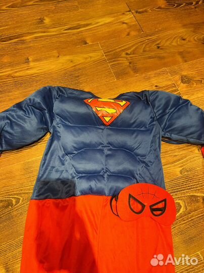 Костюм супермена