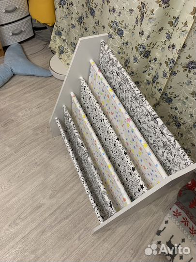 Детская полка для книг напольная Монтессори