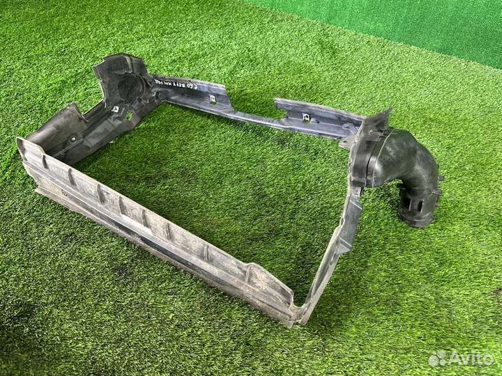 Кассета радиаторов передняя Bmw 5 E60 M54B30 2003