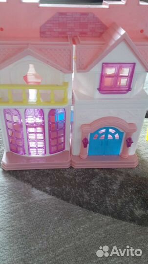 Домик кукольный