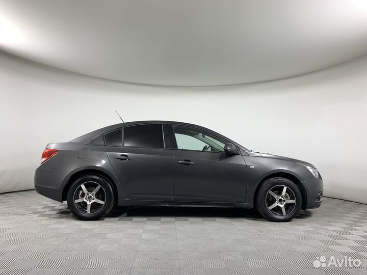 Chevrolet Cruze 1.8 AT, 2010, 204 783 км