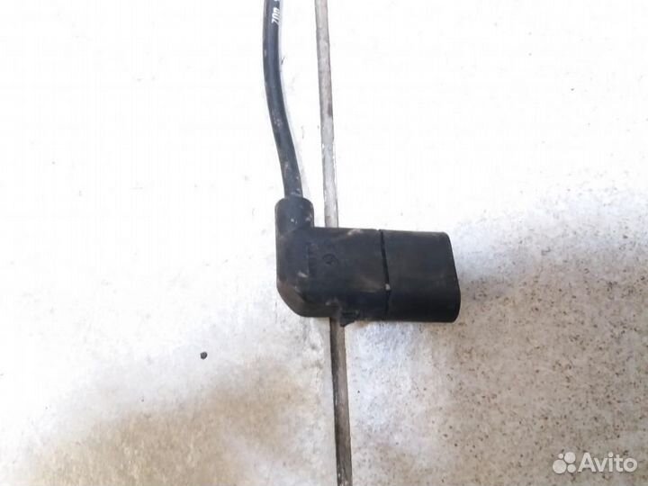 Датчик ABS задний правый Mercedes-Benz S-Class W22