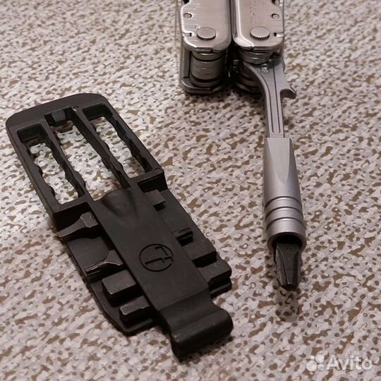 Новый Leatherman Super Tool 300 с набором бит