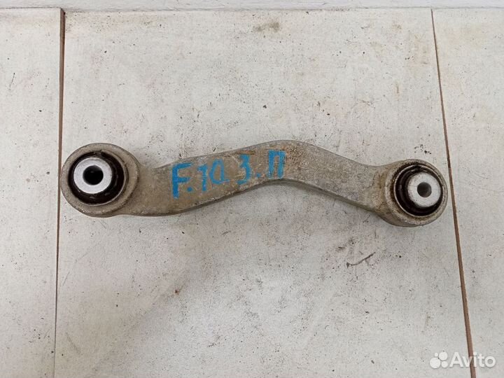Рычаг задний верхний правый