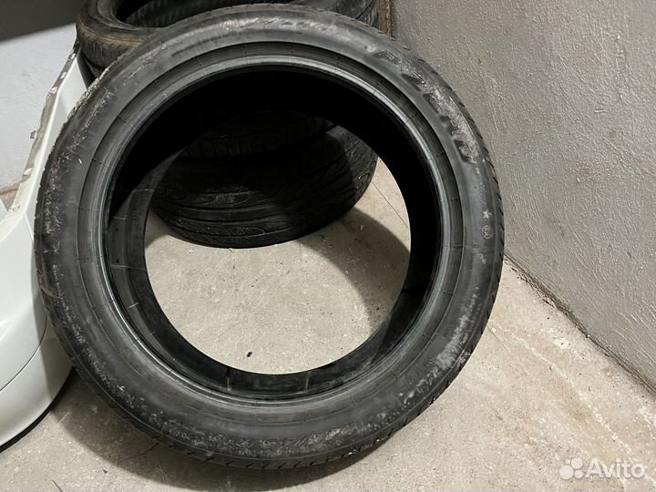 Pirelli P Zero 245/45 R19