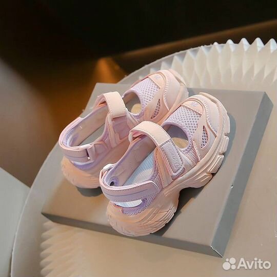 Сандали для девочки 23