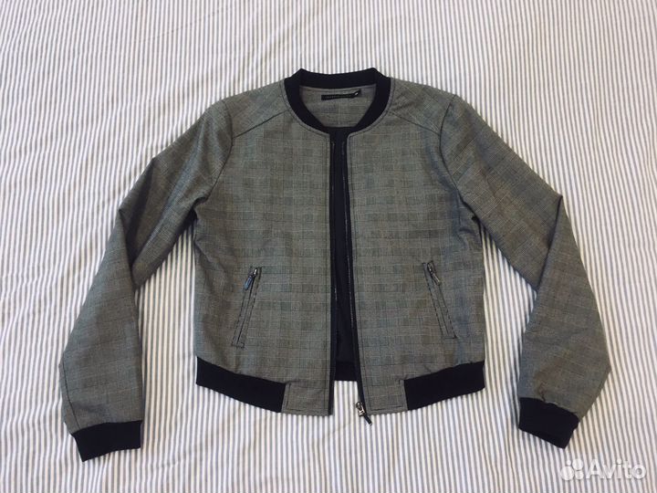 Новая куртка бомбер Seppala S