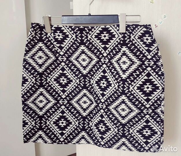 Юбка Mango из жаккарда L