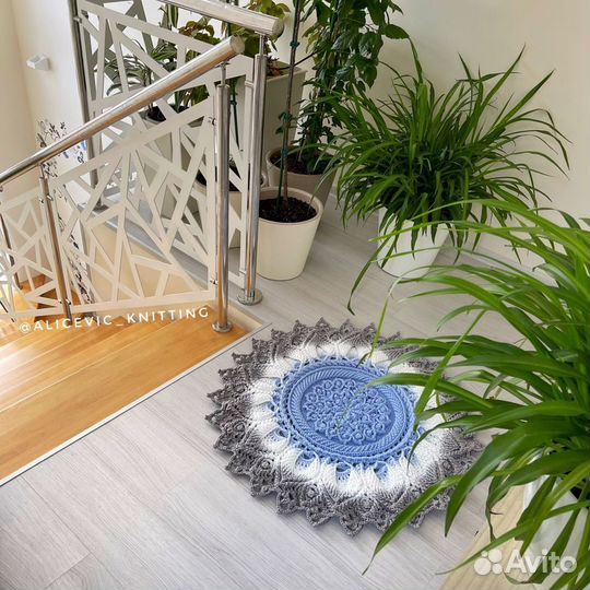 Ковер вязаный 91см
