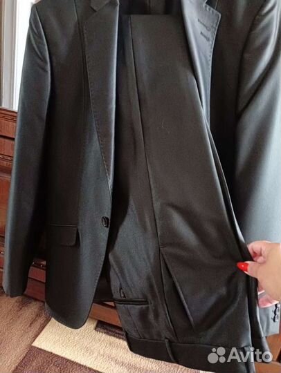 Костюм в хорошем состоянии