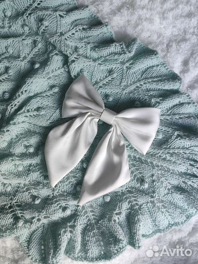 Бант для волос на заколке