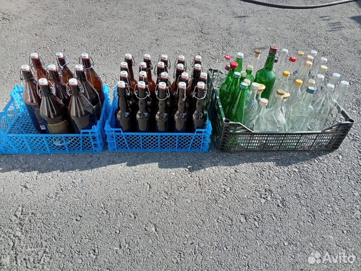 Бутылки с бугильной пробкой