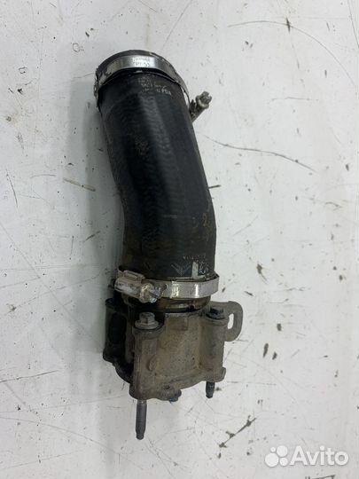 Peugeot 408 патрубок интеркулера Дизель