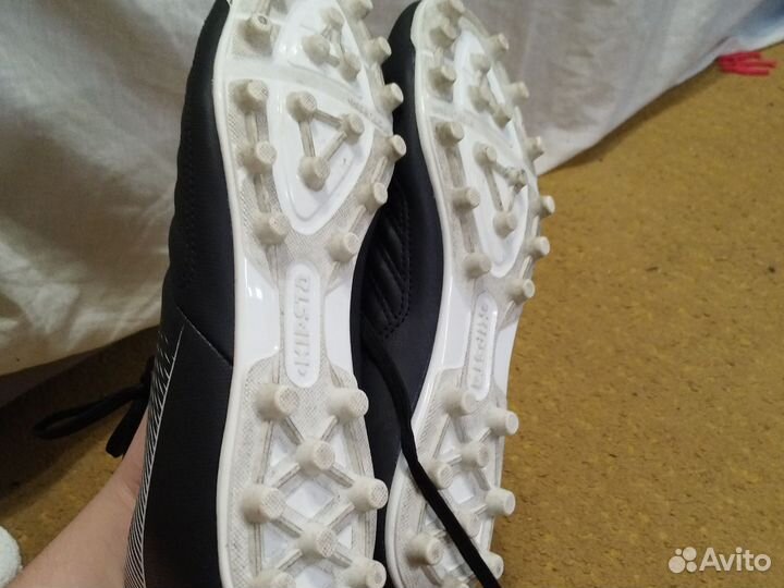 Футбольные бутсы 42 размер