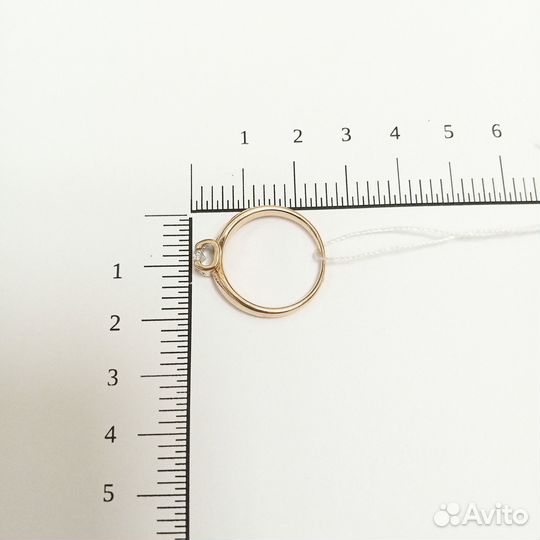 Золотое кольцо с бриллиантом 17р