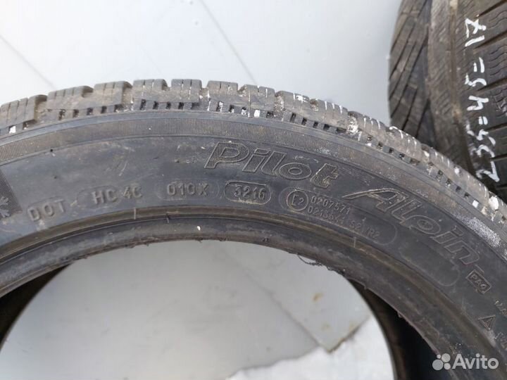 Michelin Pilot Alpin PA4 235/45 R17 97V