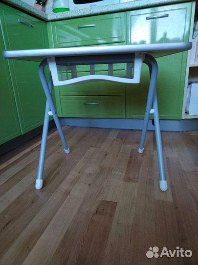 Детский стол