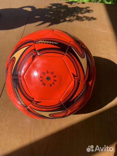 Футбольный мяч