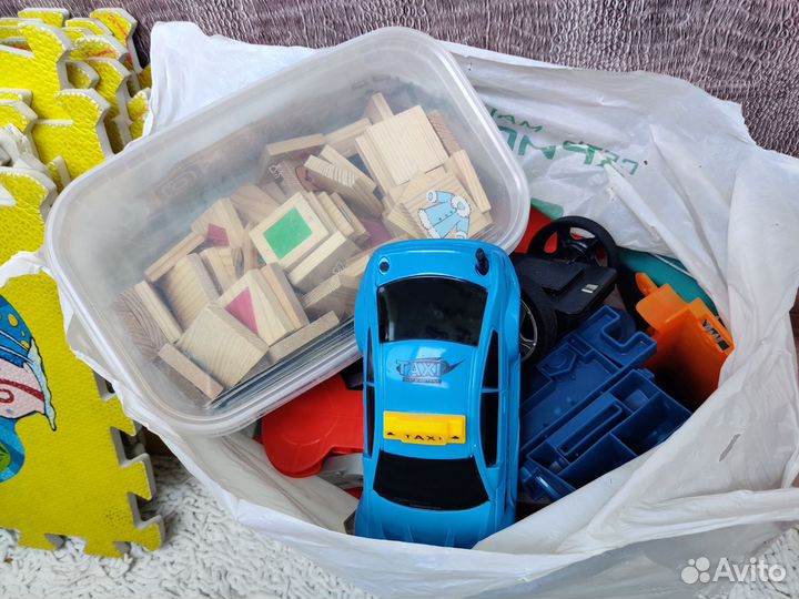 Детские игрушки