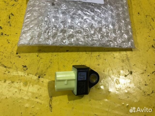 Датчик airbag задний правый Lexus Rx 4 2015-2020