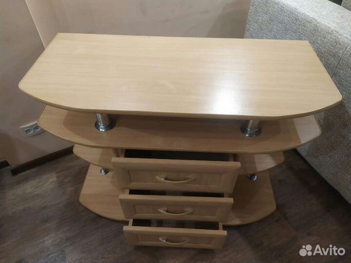 Тумба под телевизор