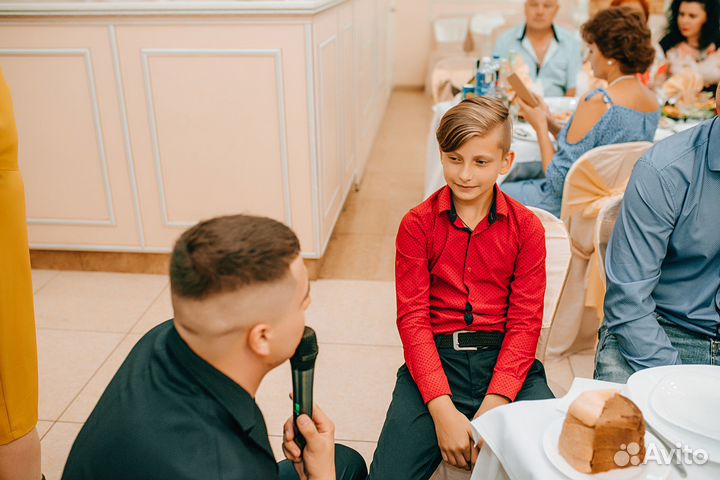 Ведущий на корпоратив Дмитрий Севрюк