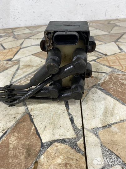 Катушка зажигания Renault Logan седан 1.4 (K7J710)