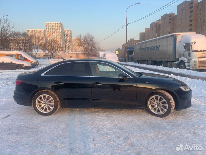 Audi A4 2.0 AMT, 2022, 2 700 км