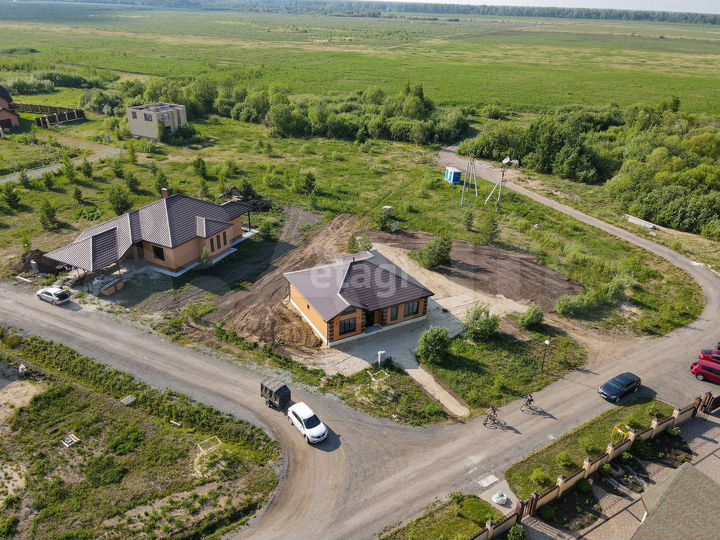 Дом 120 м² на участке 12,2 сот.