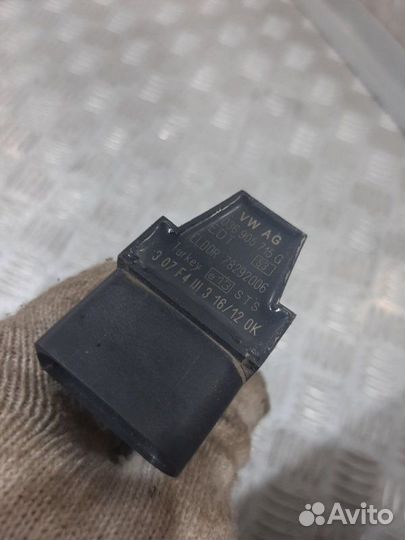 Катушка зажигания Volkswagen Polo MK5 CFN