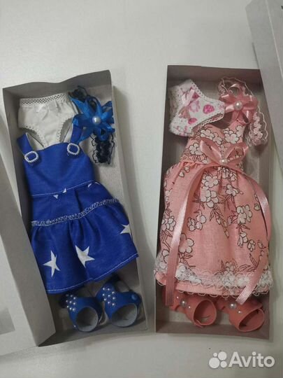 Подарочные наборы с одеждой и обувью для куклы Пао