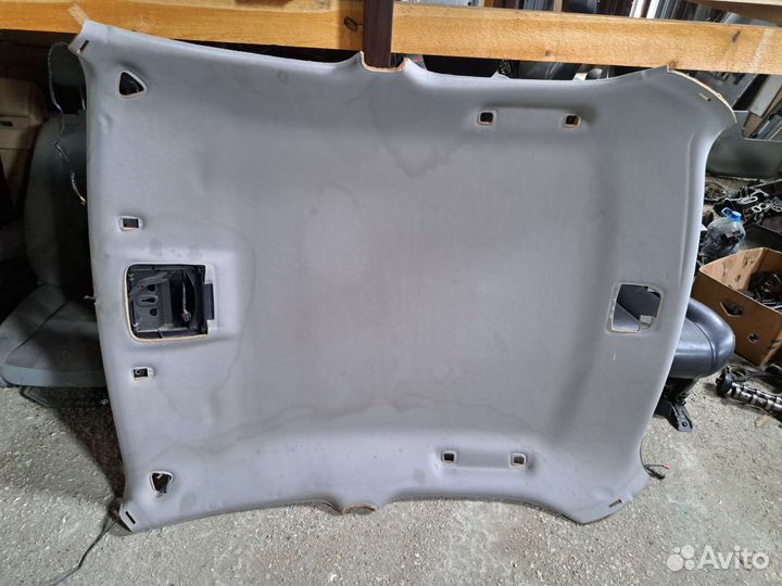 Обшивка потолка на Cadillac CTS