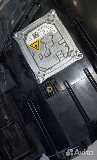 Для BMW X5 продам новые фары Би–ксенон в комплекте